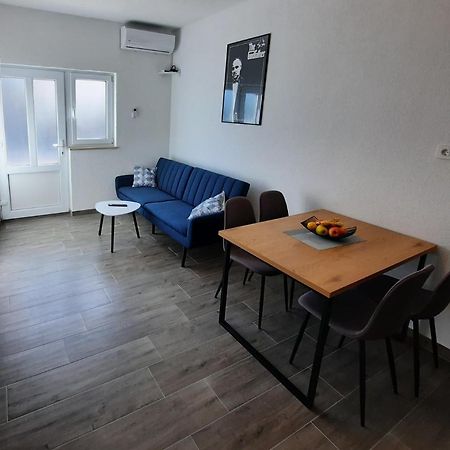 Apartman The Godfather Apartment Макарска Екстериор снимка